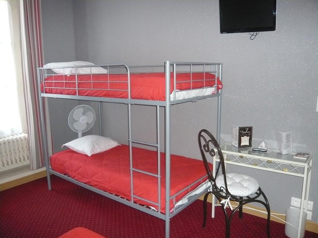 Hotel - Restaurant Saint Jacques Блоа Екстериор снимка